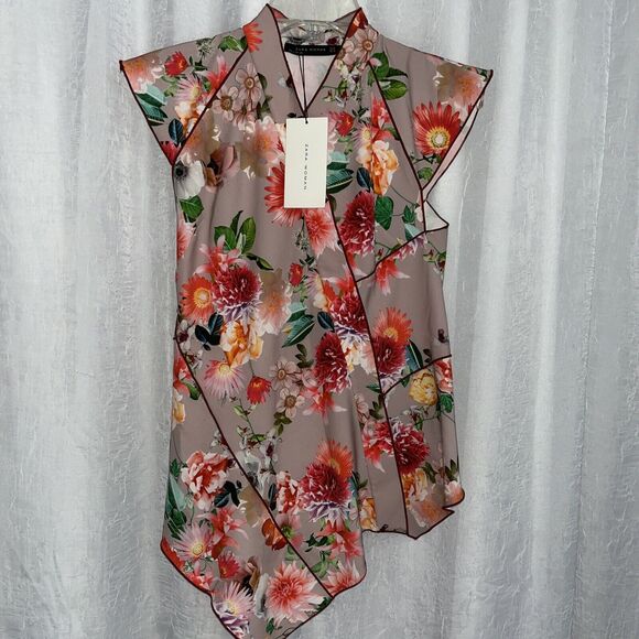 Zara Tops - ZARA WOMEN'S FLORAL TOP BLOUSE SIZE XS NWT